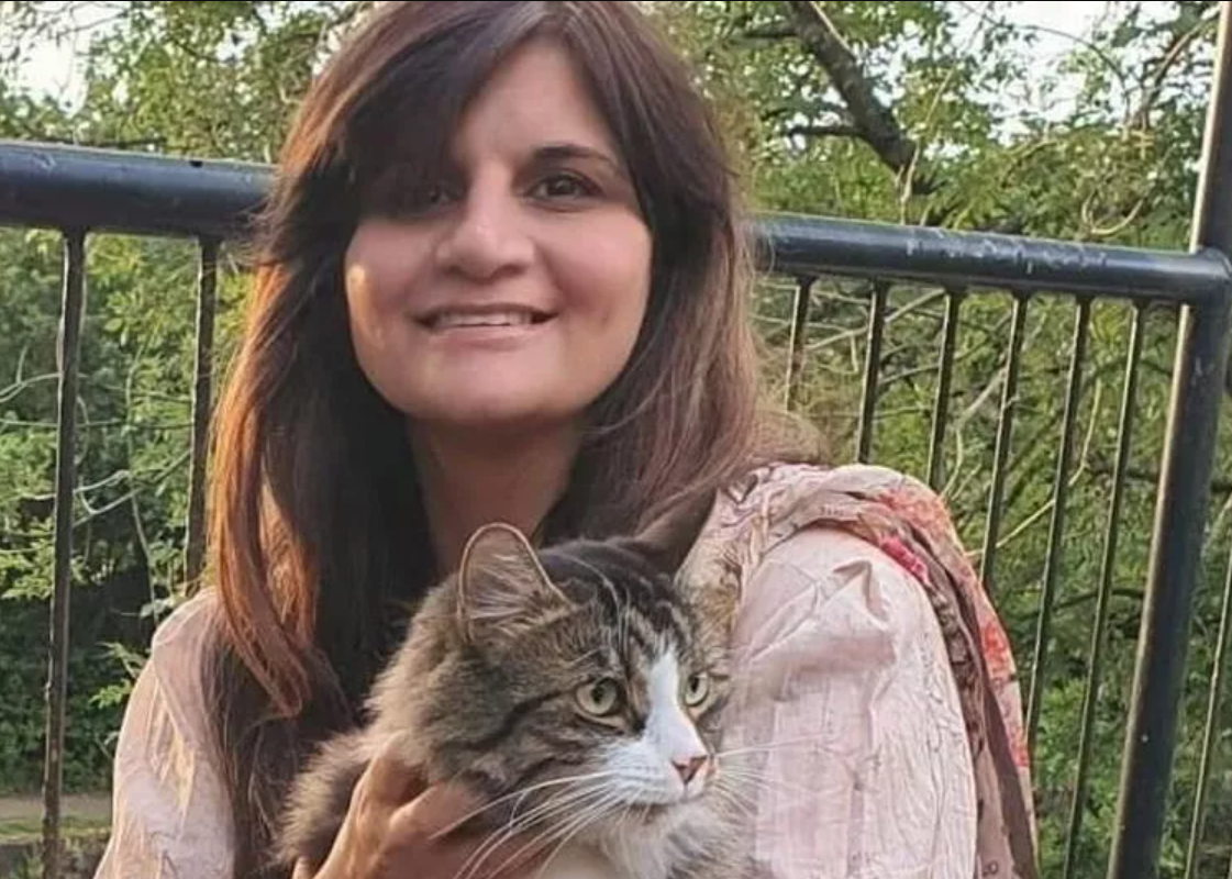 Неймовірно розумна кішка врятувала життя жінці дивним способом: що вона зробила